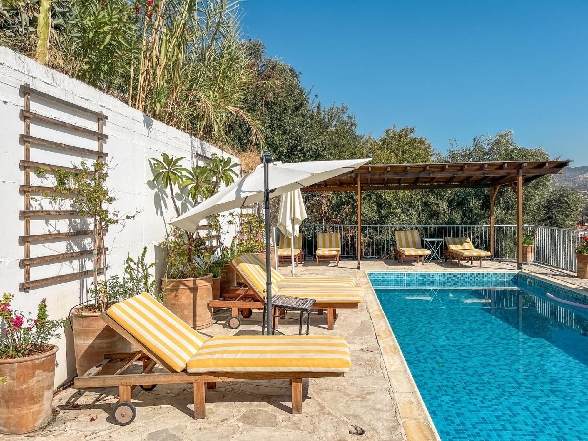 Kalavasos Square Apartments - With Pool 3 Minutes Walk Kültér fotó